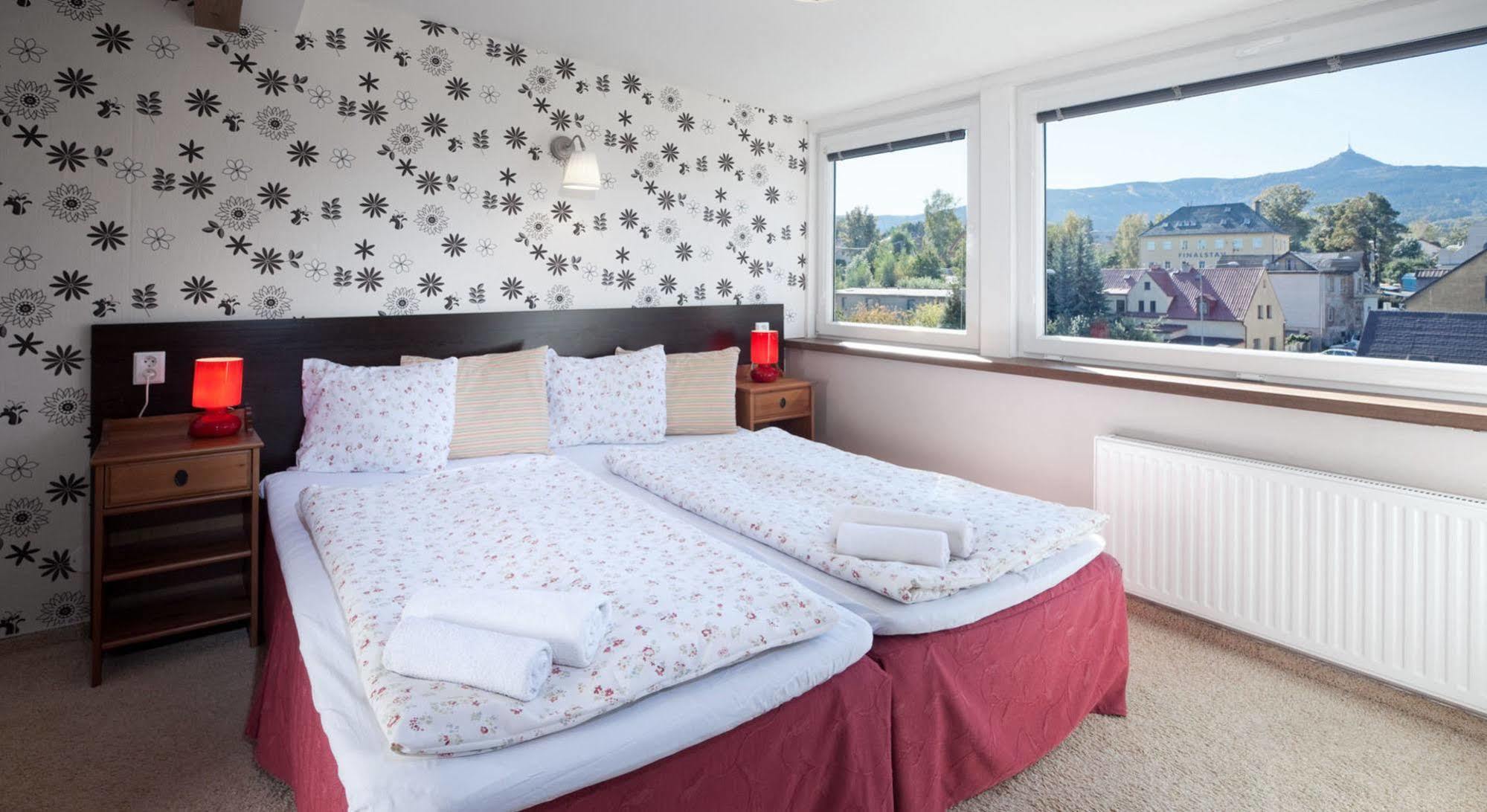 Pytloun Wellness Travel Hotel Liberec Exterior foto